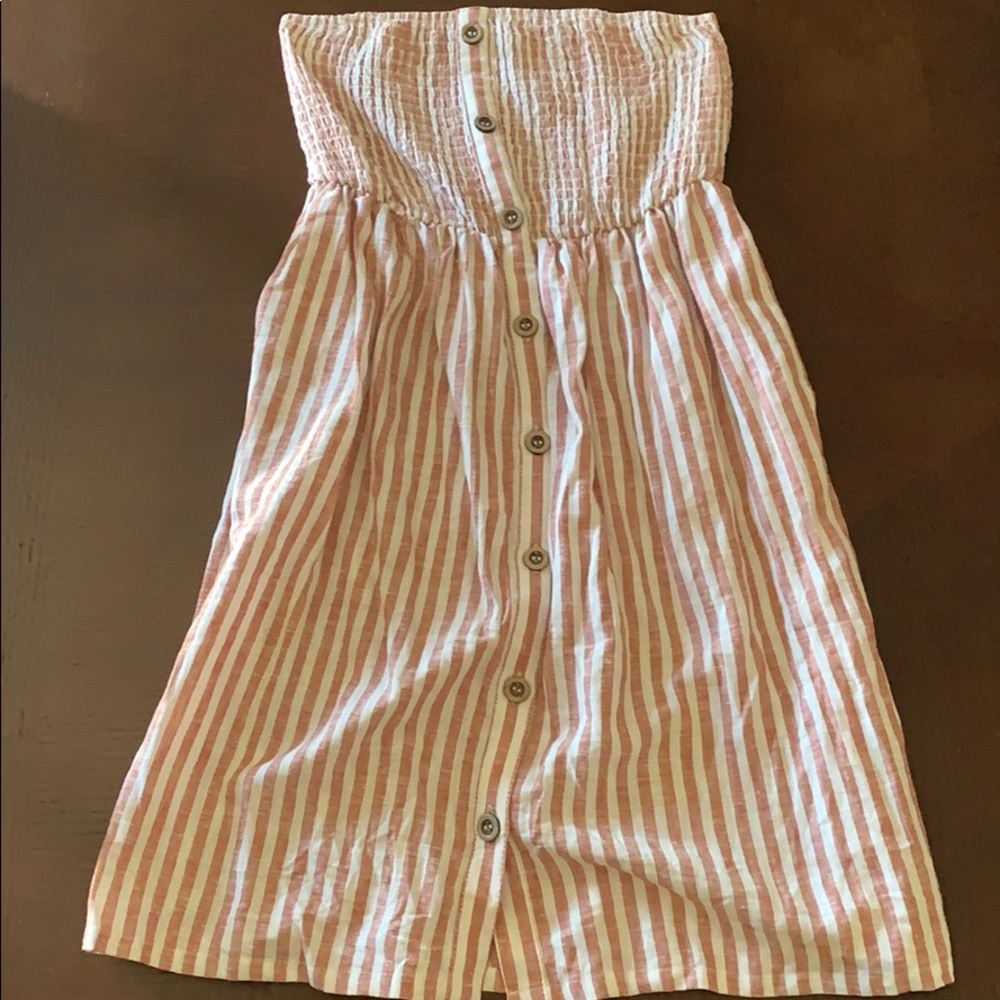 NEVER WORN strapless dress